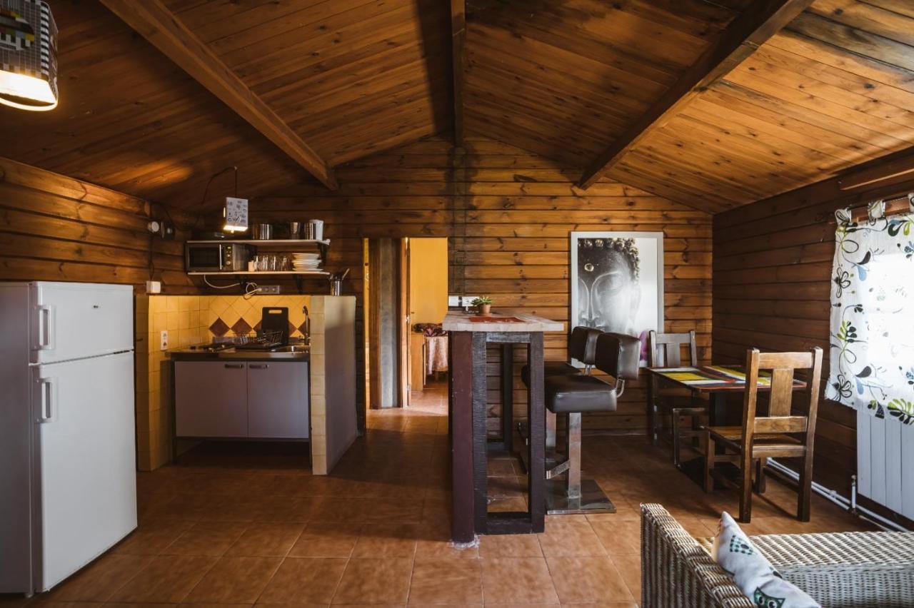 Fuente Del Lobo Glamping & Bungalows - Adults Only Пинос-Хениль Экстерьер фото