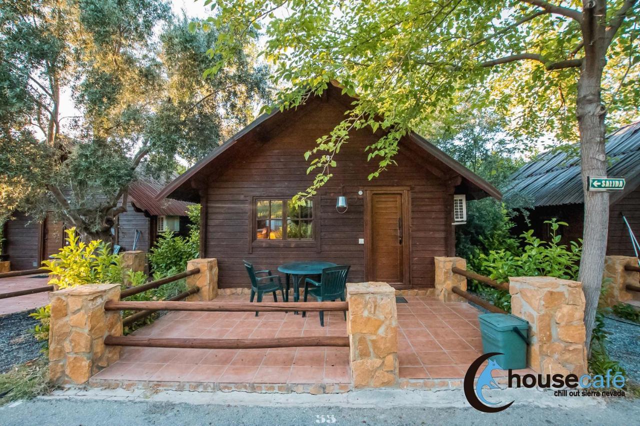 Fuente Del Lobo Glamping & Bungalows - Adults Only Пинос-Хениль Экстерьер фото