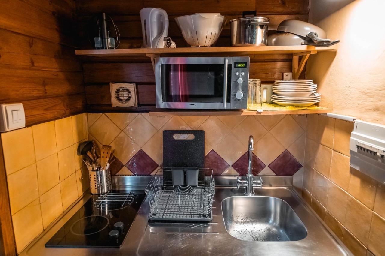 Fuente Del Lobo Glamping & Bungalows - Adults Only Пинос-Хениль Экстерьер фото